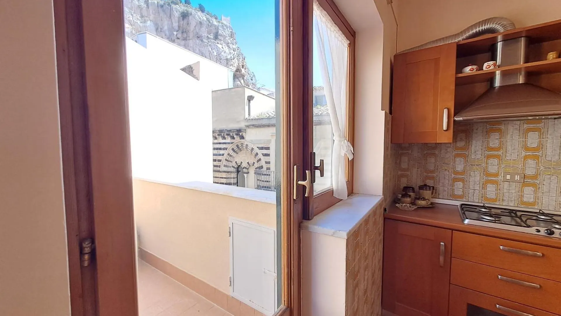 Mirea Apartment By Casa In Mente Cefalu