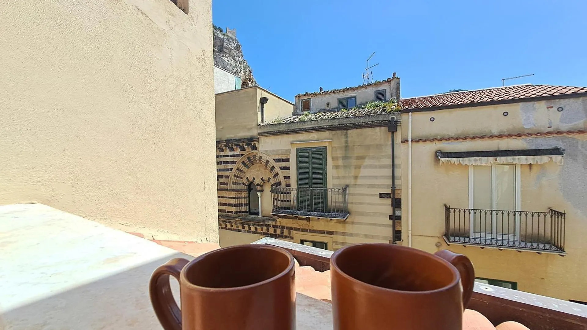 Mirea Apartment By Casa In Mente Cefalu Italy
