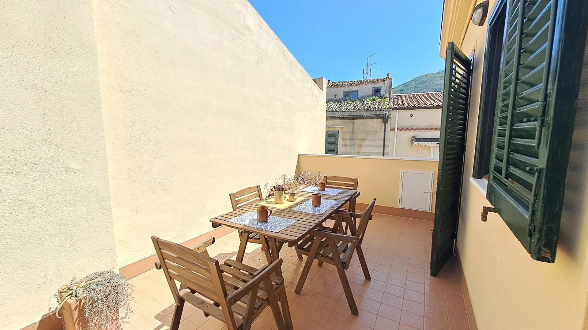 Mirea Apartment By Casa In Mente Cefalu